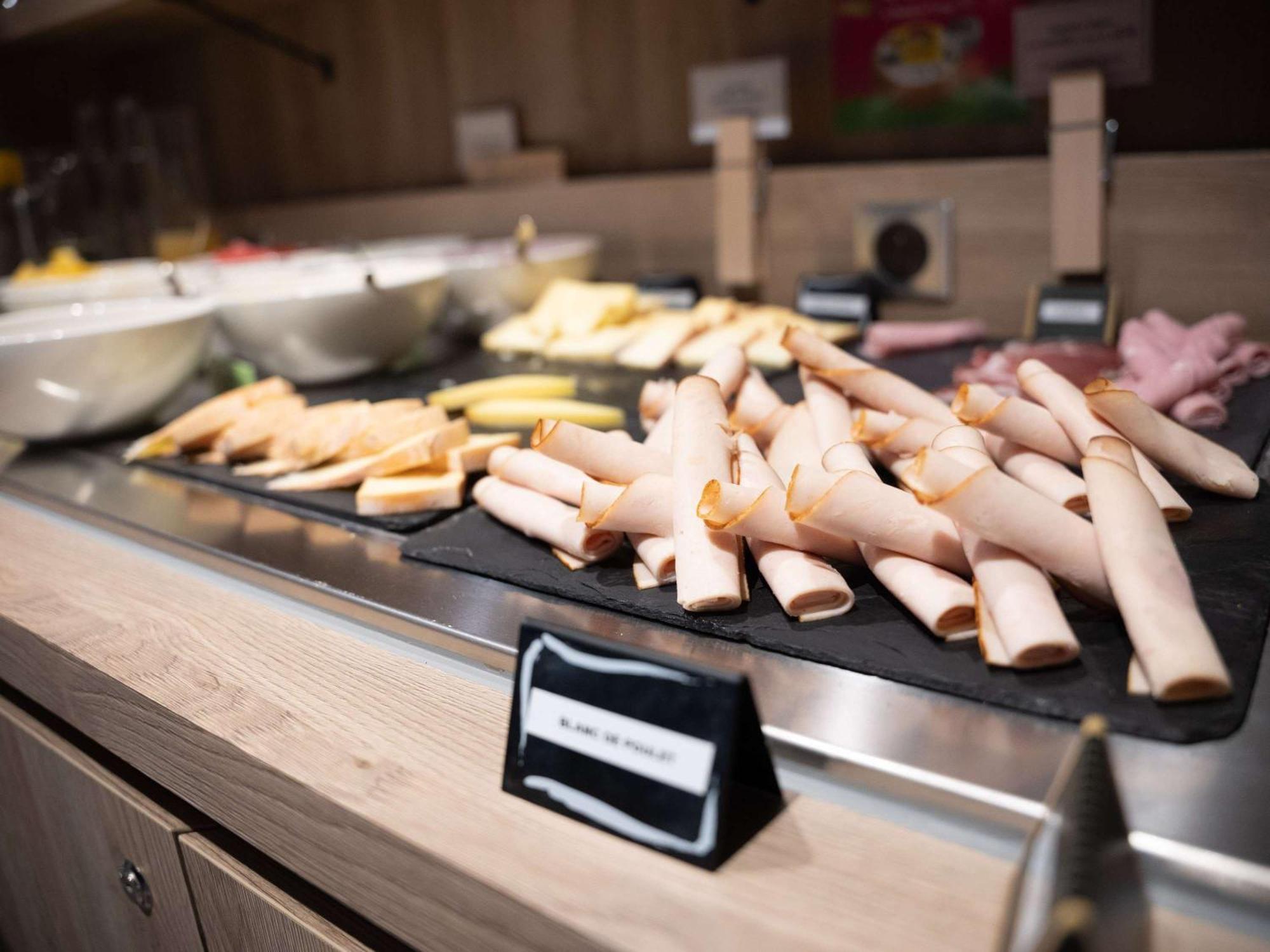 Novotel Angers Centre Gare エクステリア 写真