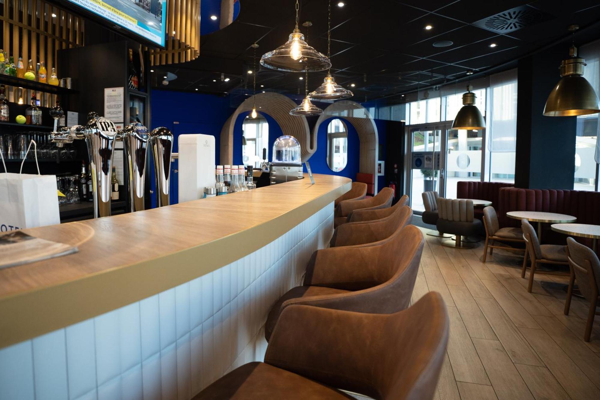 Novotel Angers Centre Gare エクステリア 写真